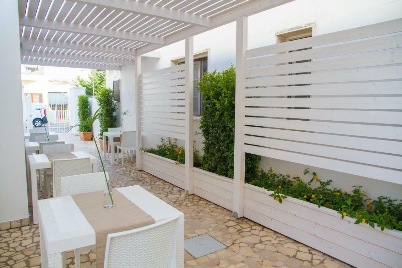 Dimora Ausentum Hotel Torre San Giovanni Ugento Exterior photo